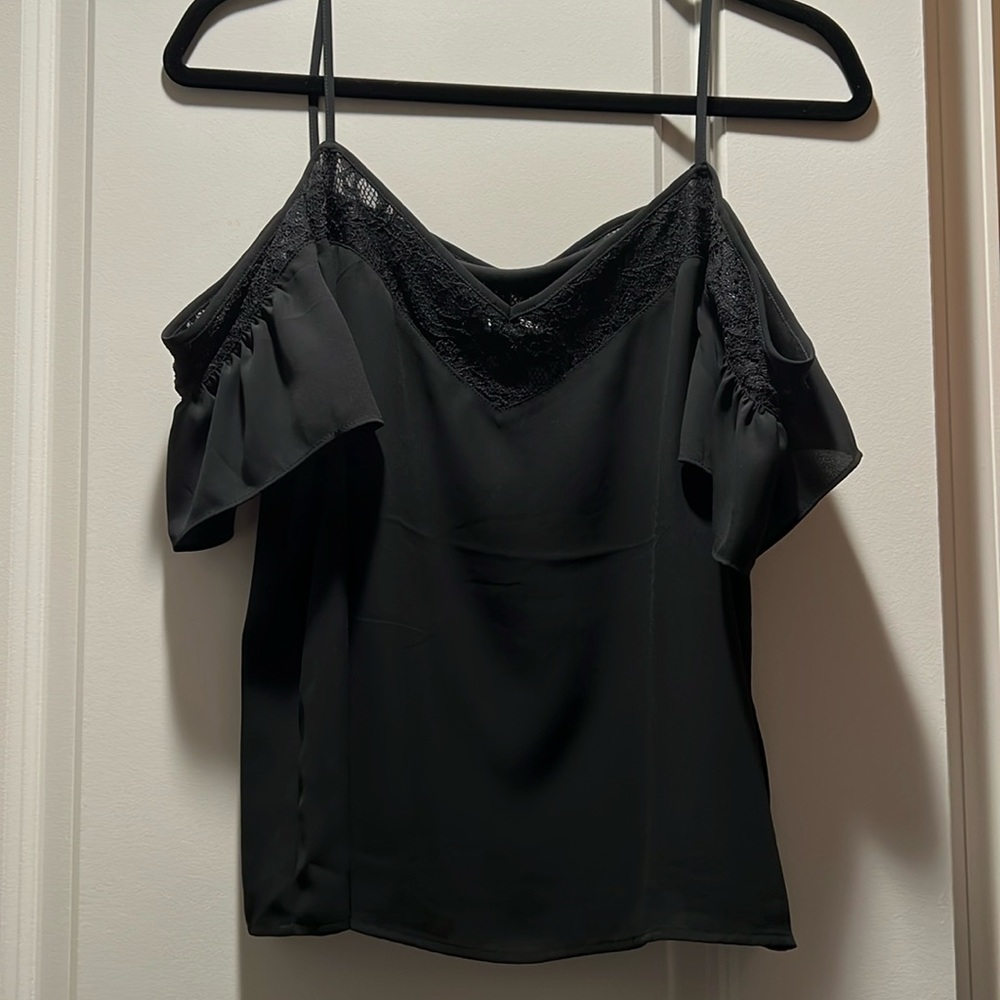 EXPRESS | Medium off the shoulder lace tank